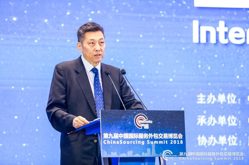 中国国际投资促进会常务副会长刘作章